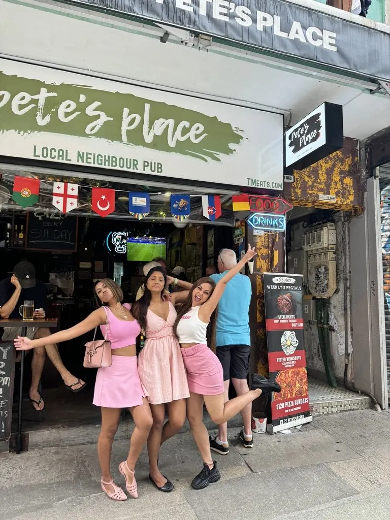 Pete's Place, 23A High Street